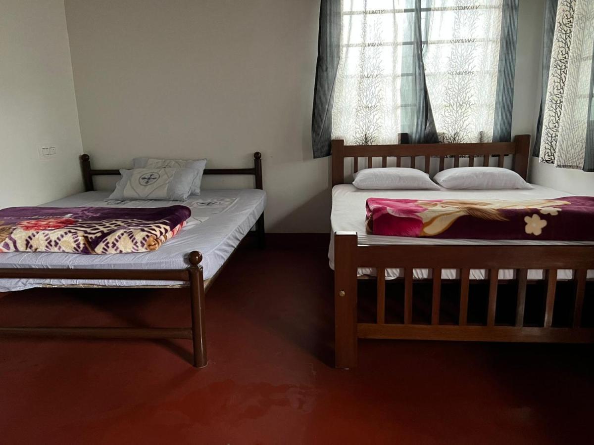 Darshan'S Home Stay Мадикери Экстерьер фото