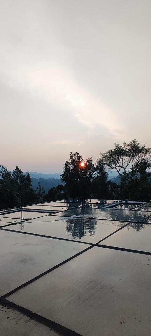 Darshan'S Home Stay Мадикери Экстерьер фото